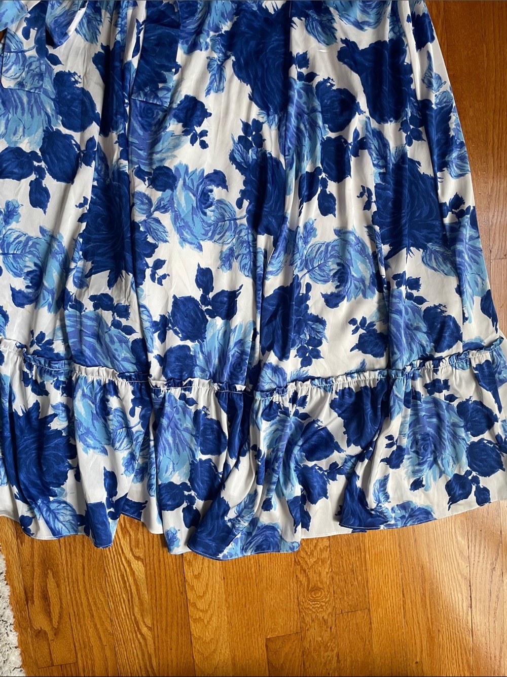 Betsey Johnson Blue & White Floral Tie-Waist Maxi Dress - Picture 4 of 6